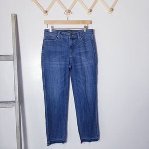TALBOTS FLAWLESS 5-POCKET MID-RISE JEANS SIZE 6 25" INSEAM